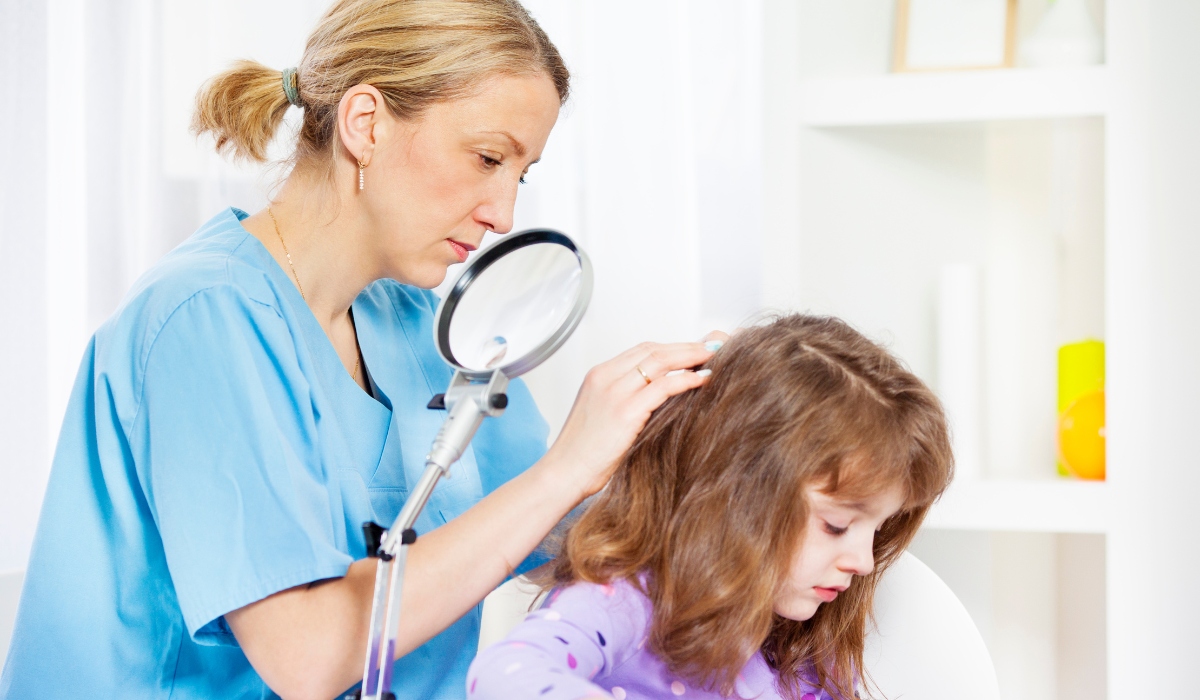 Professional lice removal service helps children in Seattle with expert care and attention